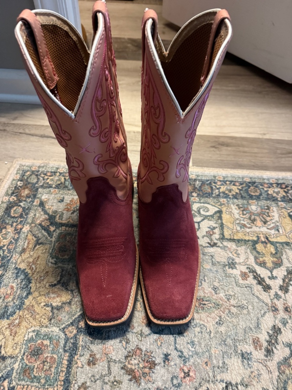 Twisted X Women's Two-Tone Pink and Burgundy Western Boots 7 1/2